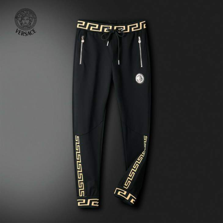 Picture of Versace Sweater Suits _SKUVersaceM-3XL25cn28742789